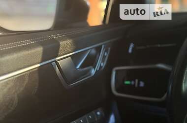 Седан Audi A6 2019 в 
