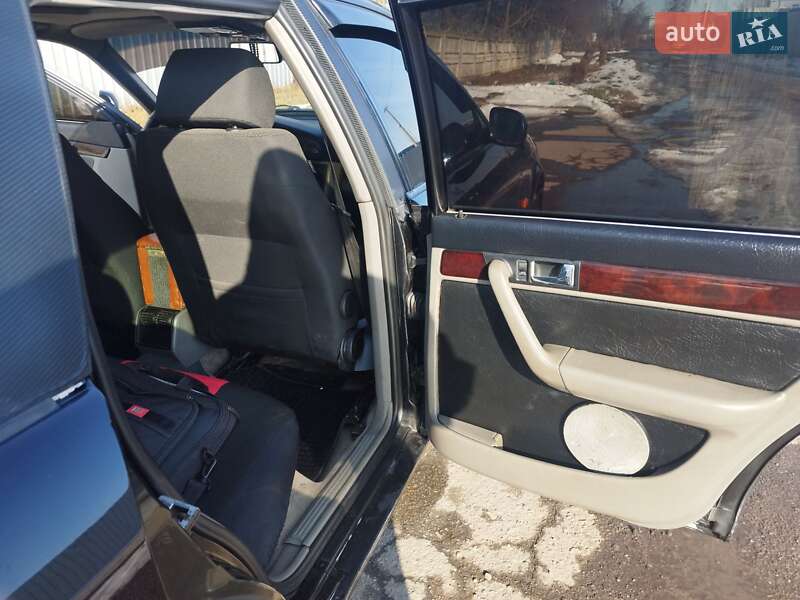 Универсал Audi A6 1996 в Стрые