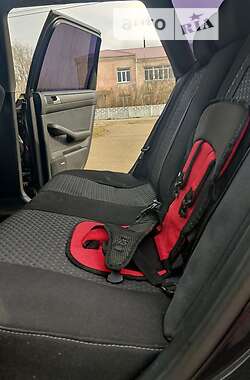 Универсал Audi A6 2000 в 
