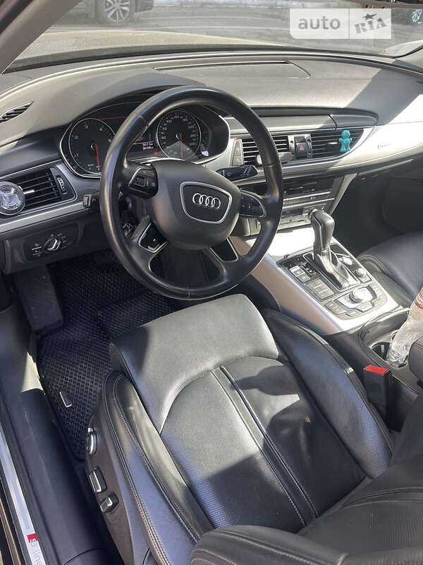 Универсал Audi A6 2016 в Киеве