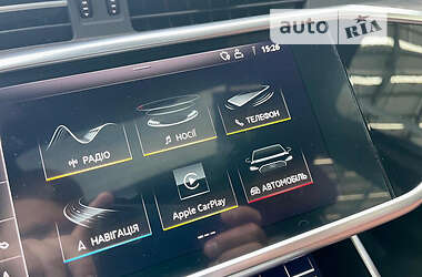 Седан Audi A6 2020 в 