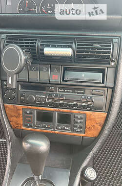 Седан Audi A6 1995 в 