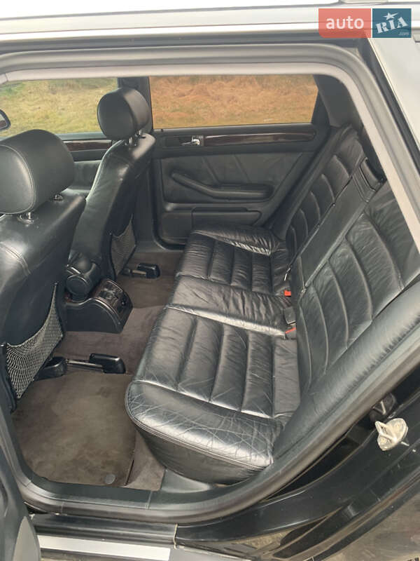 Универсал Audi A6 2001 в Калуше