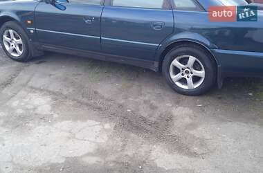 Седан Audi A6 1996 в Шепетовке