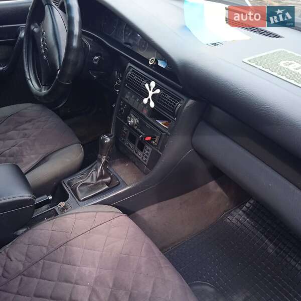 Седан Audi A6 1996 в Шепетовке