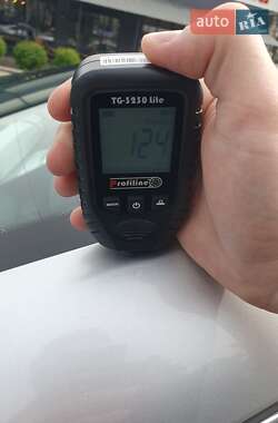 Седан Audi A6 2000 в Вараше