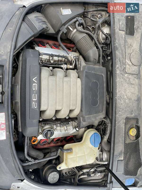 Седан Audi A6 2004 в Львове