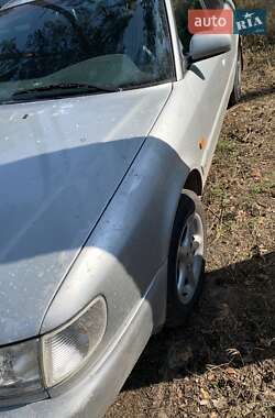Седан Audi A6 1996 в Киеве
