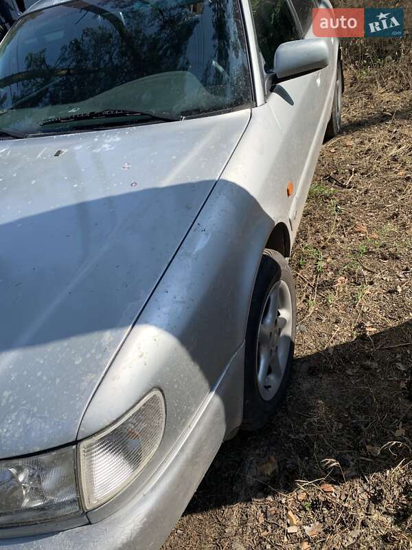 Седан Audi A6 1996 в Киеве
