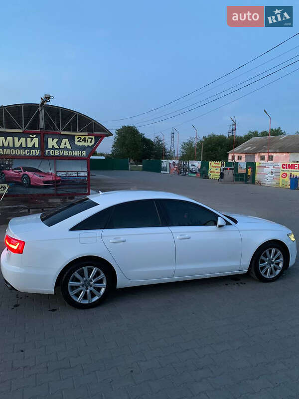 Седан Audi A6 2012 в Арцизе
