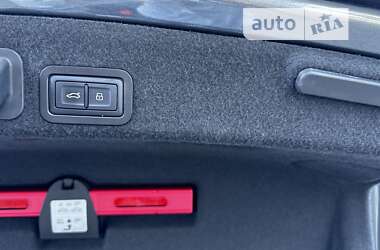 Седан Audi A6 2016 в 