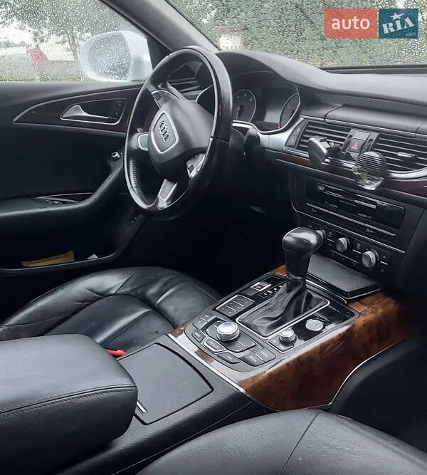 Седан Audi A6 2012 в Киеве