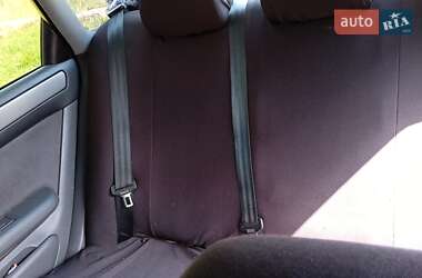 Седан Audi A6 2000 в 
