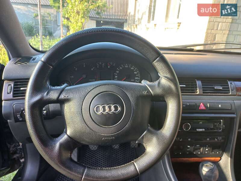 Универсал Audi A6 2000 в Киеве