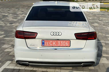Седан Audi A6 2015 в 