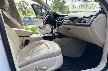 Седан Audi A6 2015 в 