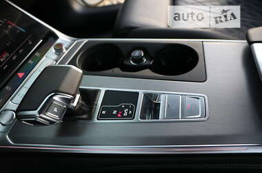 Седан Audi A6 2019 в 
