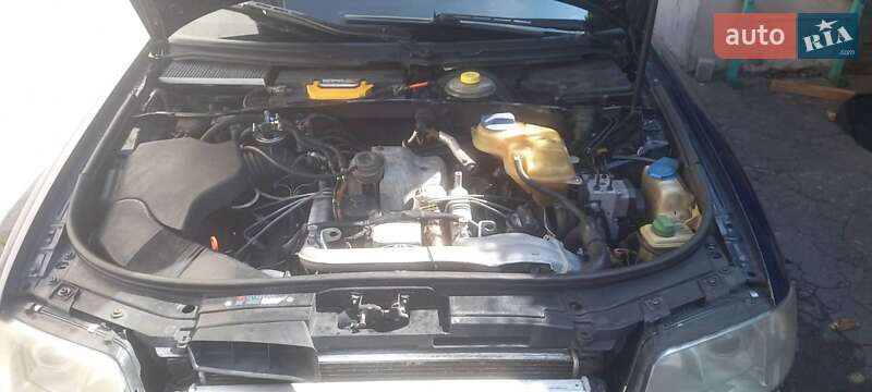 Седан Audi A6 1997 в Кривом Роге
