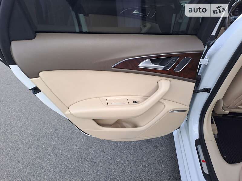 Седан Audi A6 2017 в Киеве