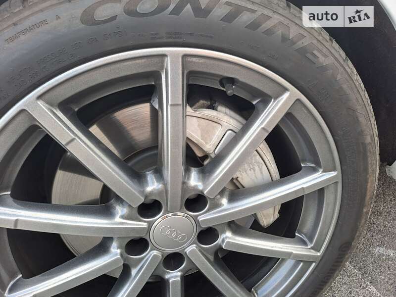 Седан Audi A6 2017 в Киеве