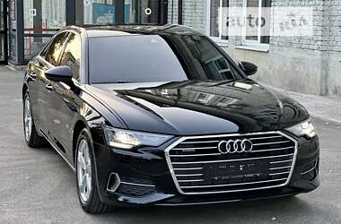 Седан Audi A6 2022 в 