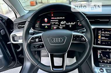 Седан Audi A6 2022 в 