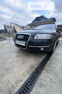 Седан Audi A6 2004 в 