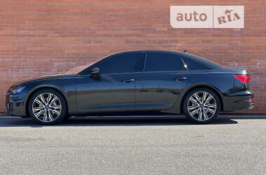 Седан Audi A6 2019 в 