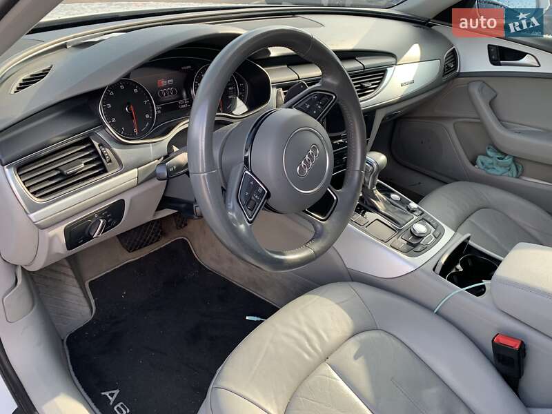Седан Audi A6 2014 в Киеве