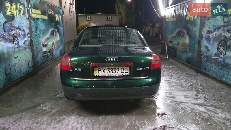 Седан Audi A6 1998 в Нетешине