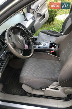 Седан Audi A6 2004 в 