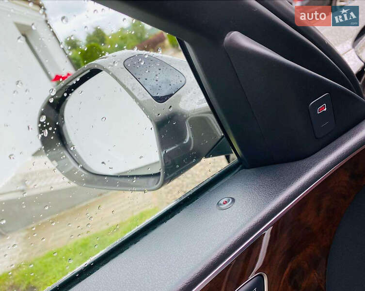 Седан Audi A6 2012 в Ровно