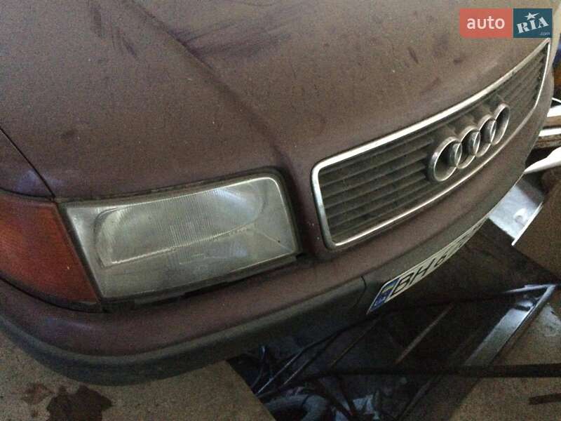 Седан Audi A6 1994 в 