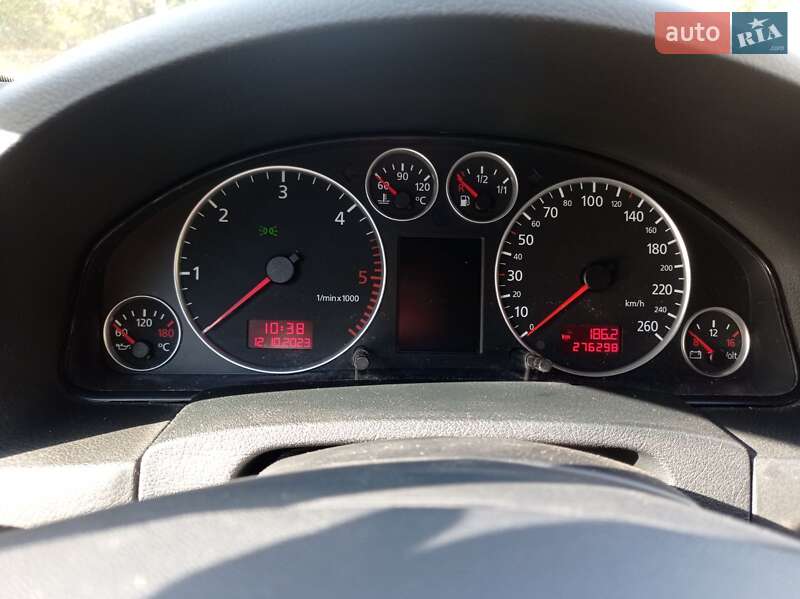 Универсал Audi A6 2004 в 