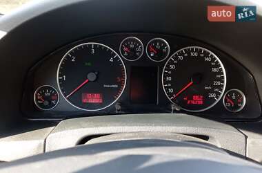 Универсал Audi A6 2004 в 