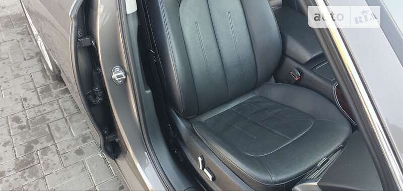 Седан Audi A6 2015 в Николаеве