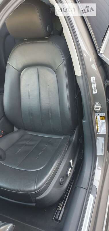 Седан Audi A6 2015 в Николаеве