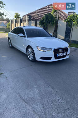 Седан Audi A6 2012 в 
