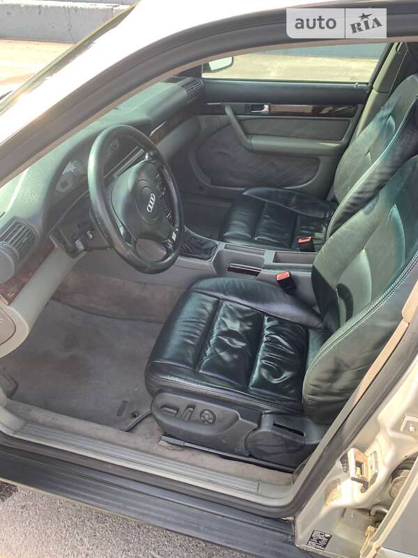 Седан Audi A6 1995 в Полтаве