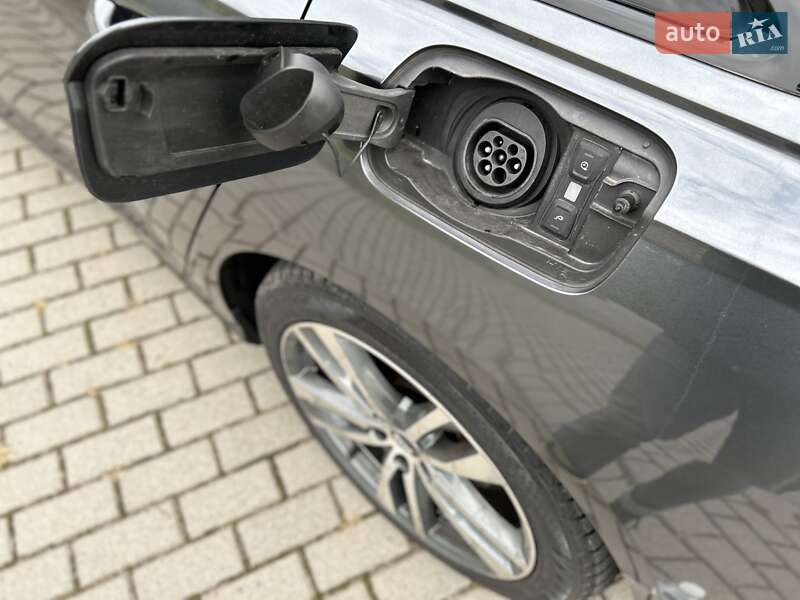 Седан Audi A6 2020 в Львове