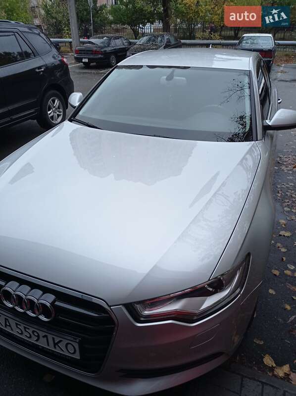 Седан Audi A6 2014 в Киеве