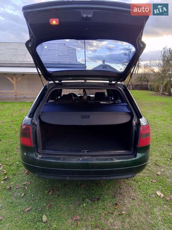 Универсал Audi A6 2001 в Косове