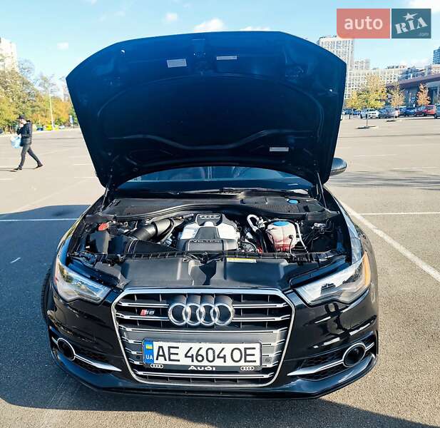 Седан Audi A6 2013 в Киеве