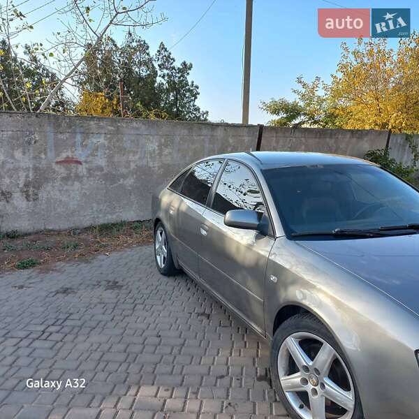 Седан Audi A6 2003 в Татарбунарах