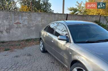 Седан Audi A6 2003 в Татарбунарах