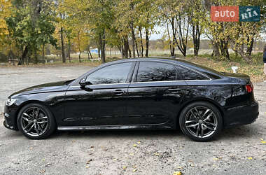 Седан Audi A6 2015 в 