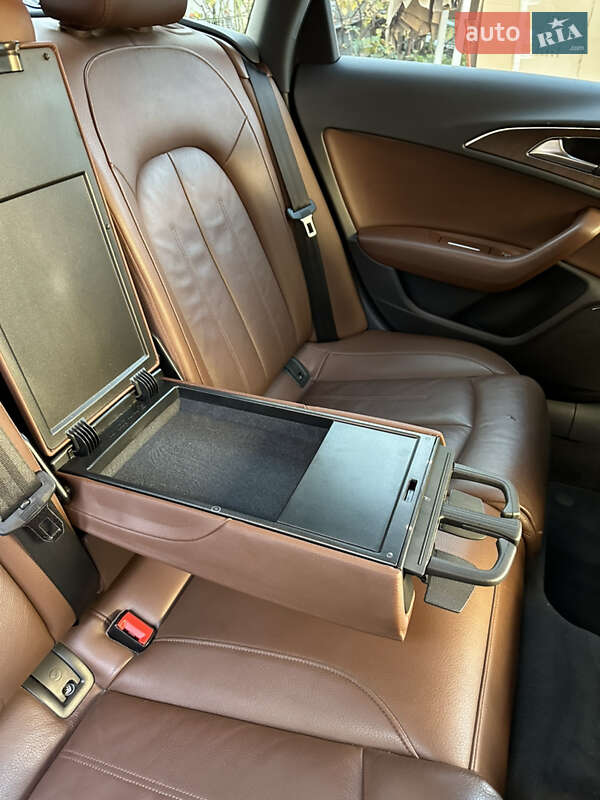 Седан Audi A6 2015 в Киеве