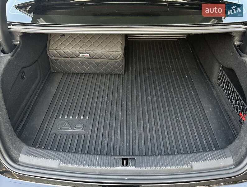 Седан Audi A6 2015 в Киеве