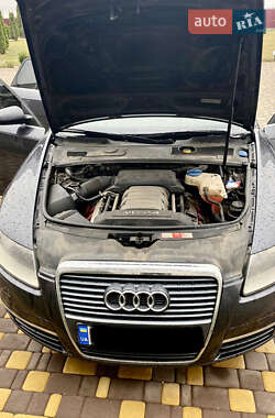 Седан Audi A6 2004 в 