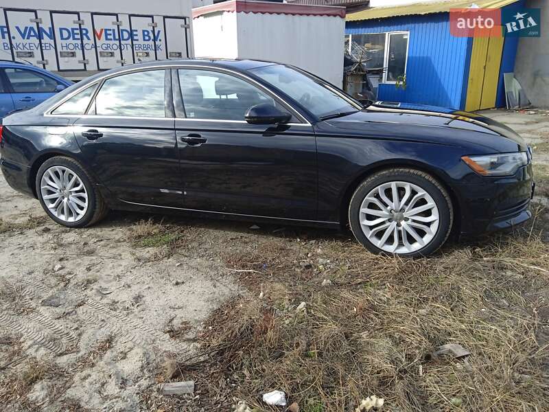 Седан Audi A6 2014 в Киеве